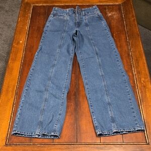 Universal Thread Women's High Rise Jeans - Blue